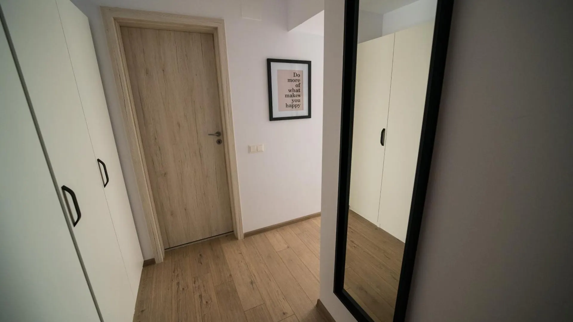 Garsoniera Turquoise Rezidential Moghioros Park Apartment Bucharest